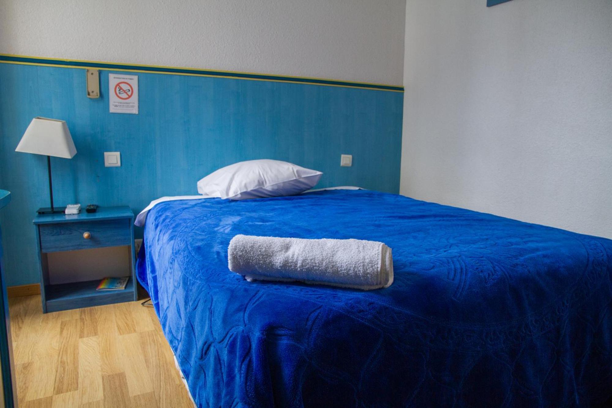 Hotel Durand Le Patio Ales Bagian luar foto
