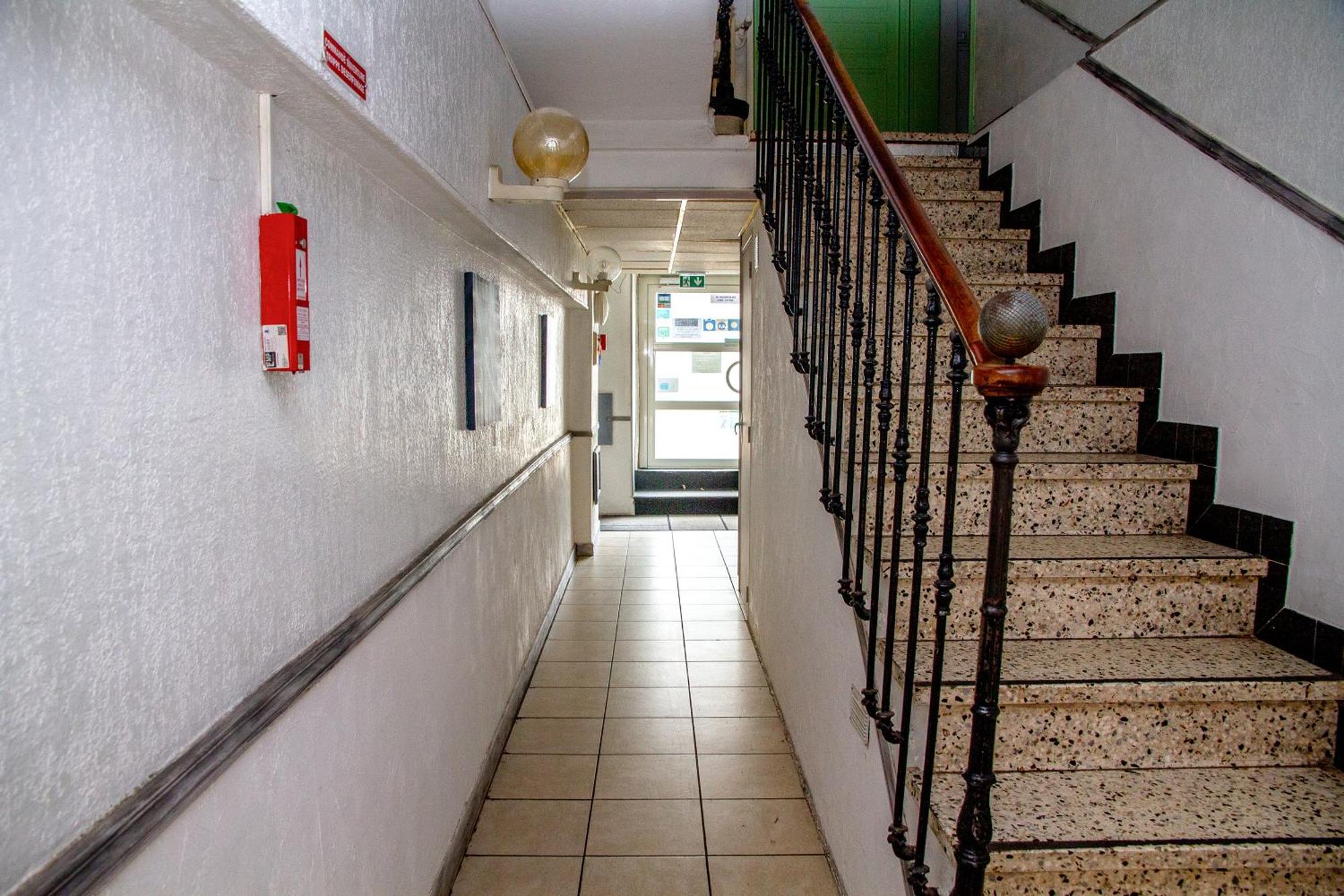 Hotel Durand Le Patio Ales Bagian luar foto