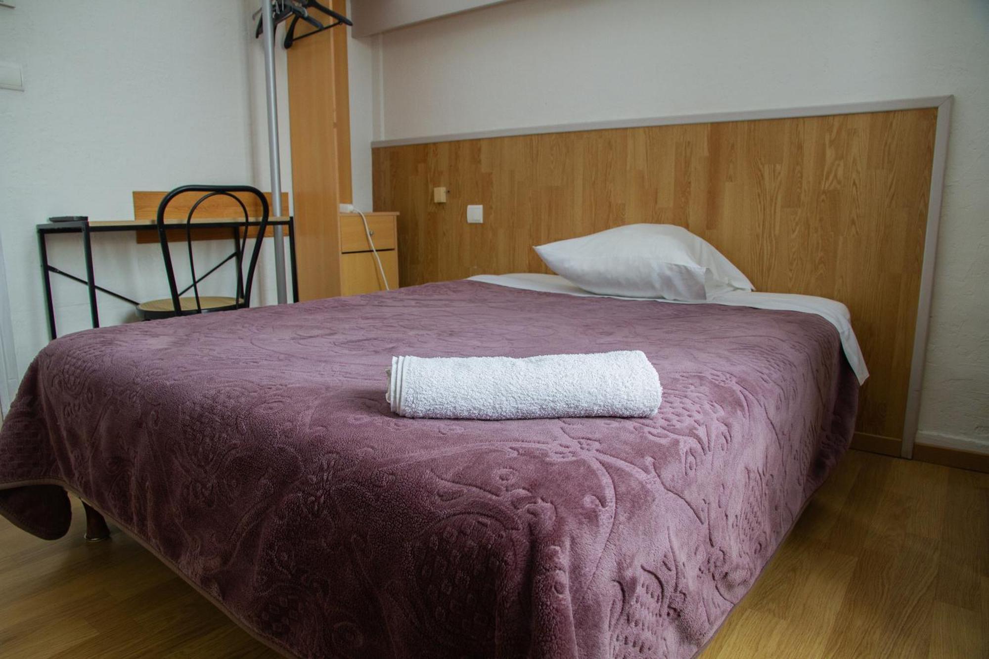 Hotel Durand Le Patio Ales Bagian luar foto