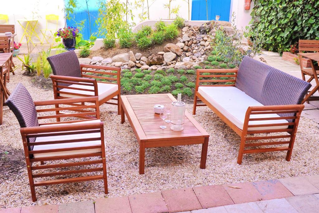 Hotel Durand Le Patio Ales Bagian luar foto