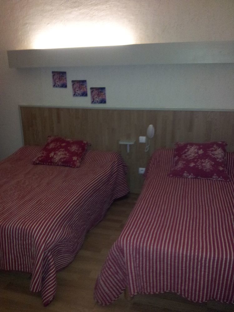 Hotel Durand Le Patio Ales Bagian luar foto